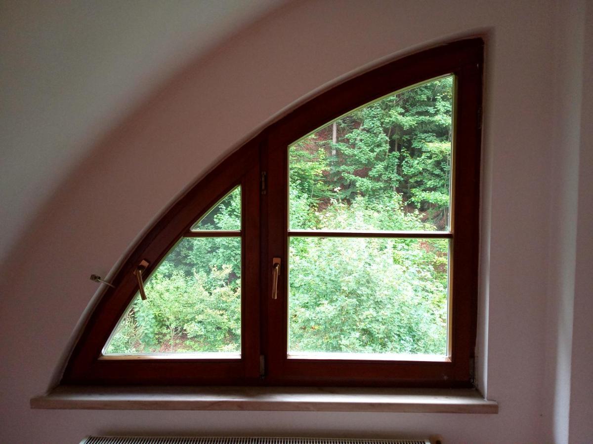 Apartment Attic ヤーヒモフ エクステリア 写真